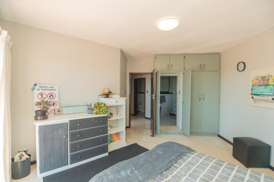 6 Bedroom Property for Sale in Walmer Heights Eastern Cape